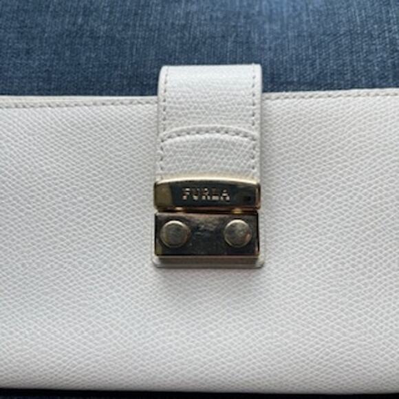Furla Long Wallet - Women’s - Size 8x4 White - Picture 3 of 10